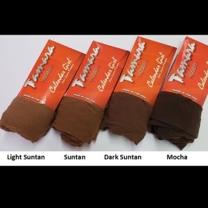 NEW (2) Hooters hose Tamara hoisery Light Suntan Size C